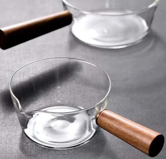 片手鍋 ガラスパン ガラス鍋 透明 ミルクパン 耐熱 卓上鍋 北欧風 ミニパン 透明 ガラスポット ガラス製 耐熱ガラス V字型注ぎ口 台所用品 クリア 片手鍋